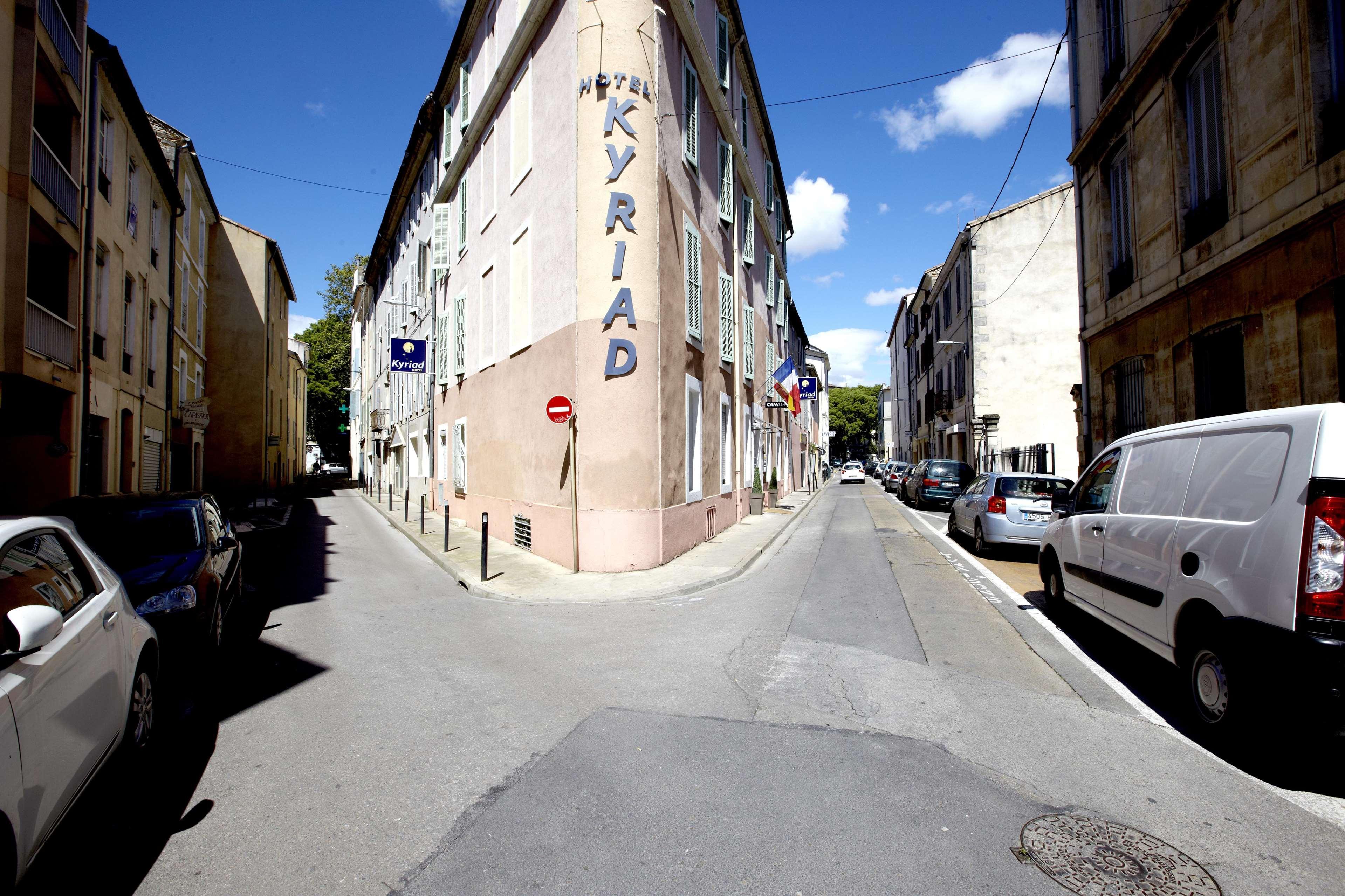 Kyriad Nimes Centre Exteriör bild