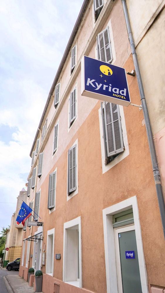 Kyriad Nimes Centre Exteriör bild